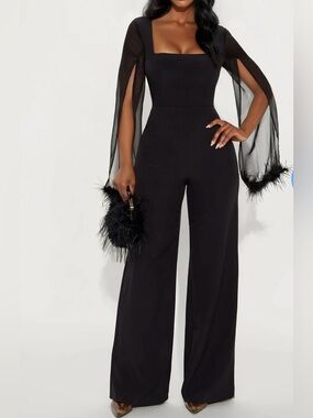 Fashion Nova-  Elle Feather Trim Long
Sleeve Wide Leg
Jumpsuit, SIZE:XS